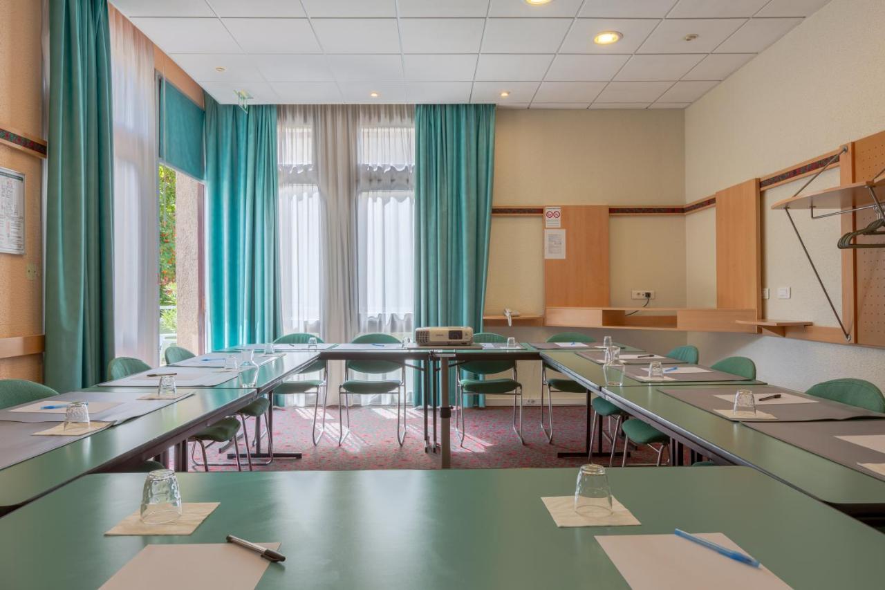 B&B Hotel Chartres Centre Cathedrale 3 Etoiles מראה חיצוני תמונה