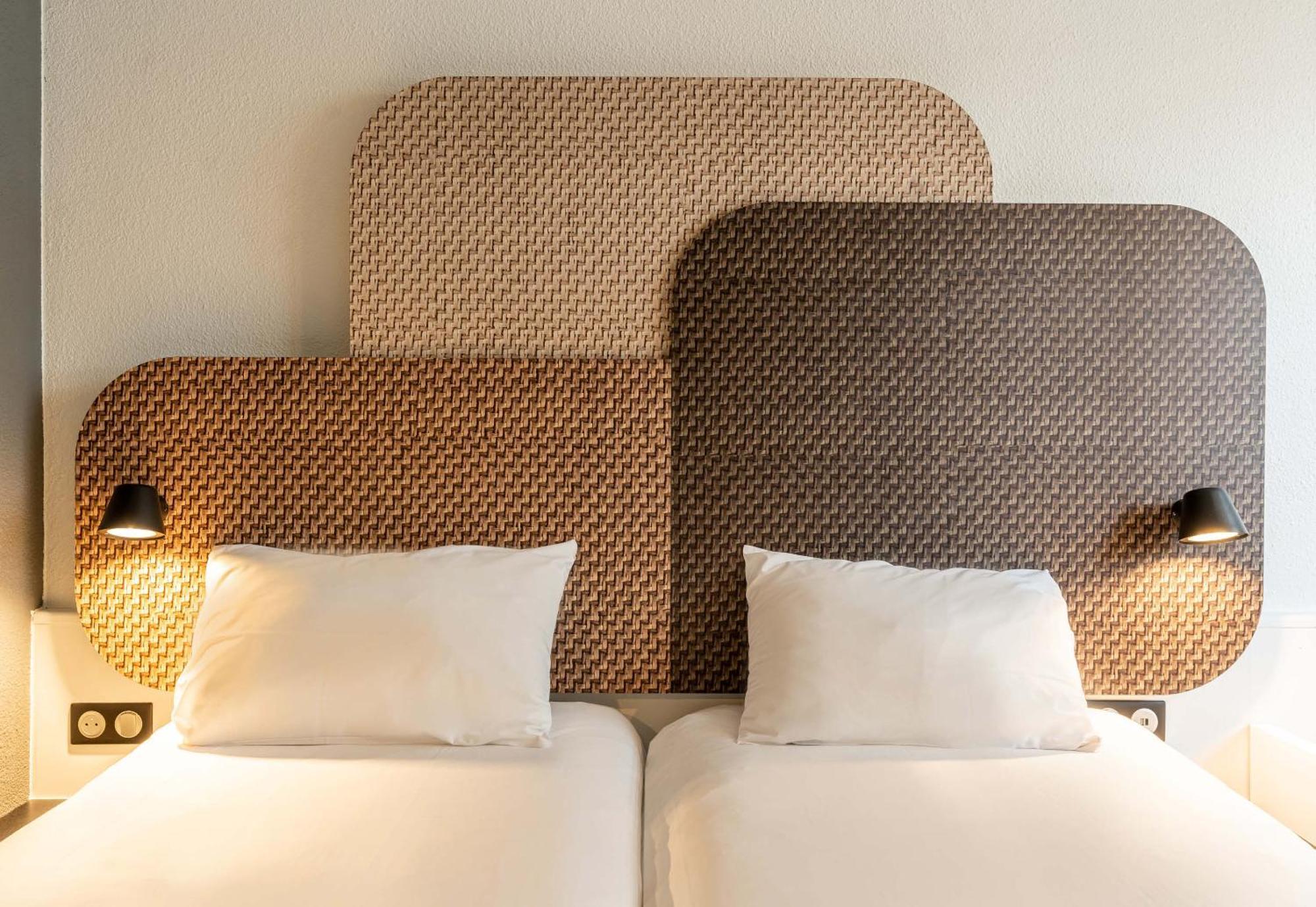 B&B Hotel Chartres Centre Cathedrale 3 Etoiles מראה חיצוני תמונה