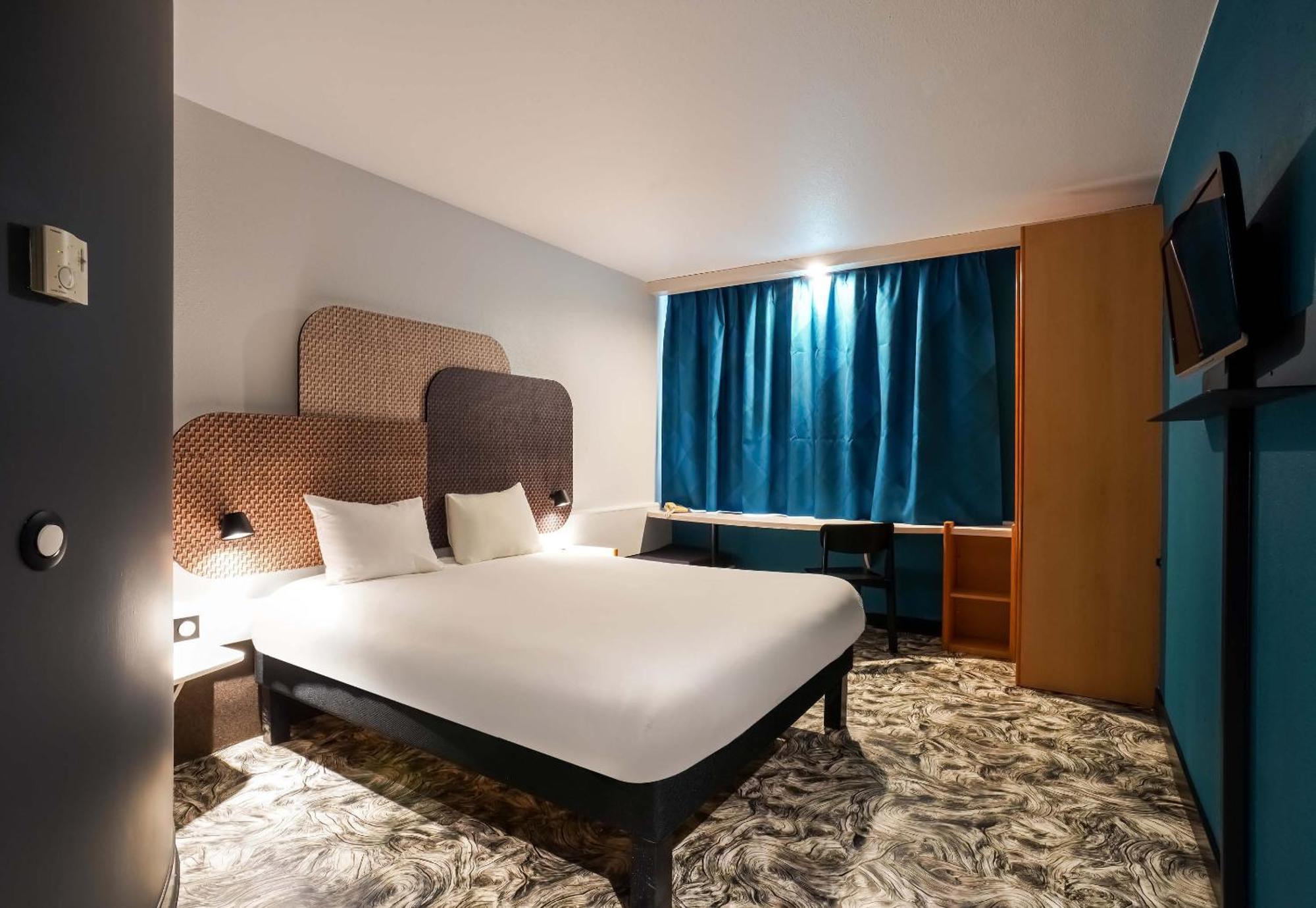 B&B Hotel Chartres Centre Cathedrale 3 Etoiles מראה חיצוני תמונה